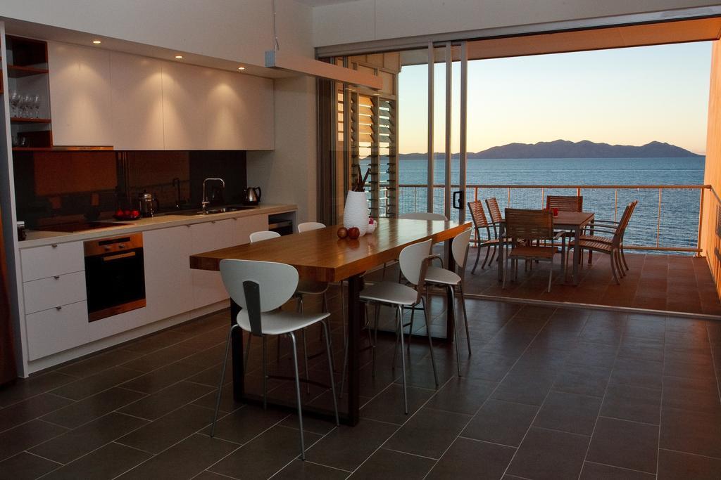 Ferienwohnung Penthouse On Bright Point Nelly Bay Exterior foto